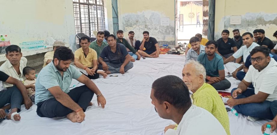 Pradarshan noida kishan uninon