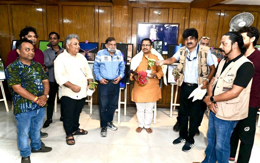 Delhi Press Cloub Photo