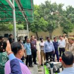 कैलाश अस्पताल में यूपी फायर डिपार्टमेंट ने दिया सुरक्षा प्रशिक्षण